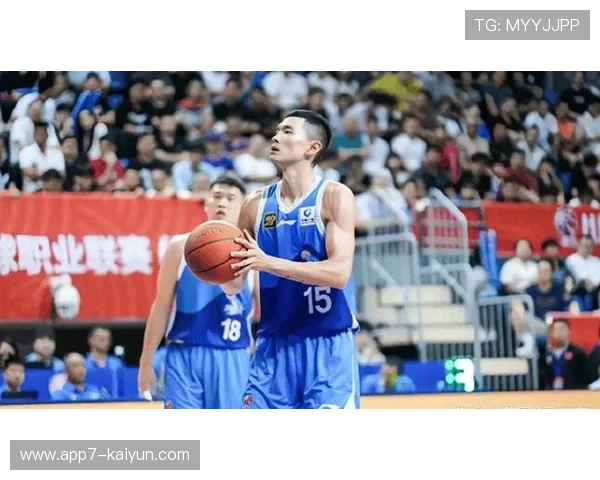 山东高速男篮签下陈林坚：神射手补强锋线，邱彪寄予厚望