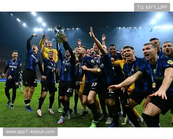 帕尔马1-3国际米兰:蓝黑军团客场强势,帕尔马半场平局属性明显 帕尔马1-3国际米兰:蓝黑军团客场强势,帕尔马半场平局属性明显